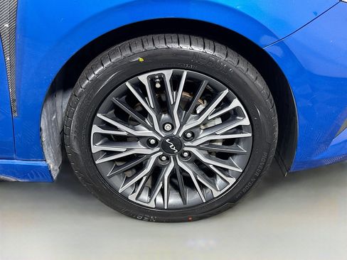 Used 2023 Kia Forte GT-Line w/ GT-Line Technology Package image 32