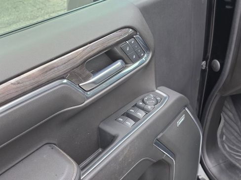 Certified 2022 Chevrolet Silverado 1500 LTZ image 39