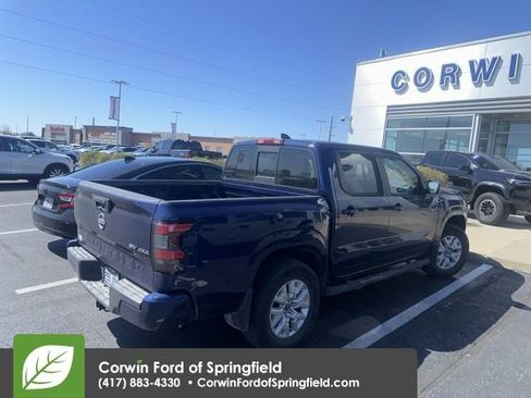 Used 2022 Nissan Frontier SV image 3