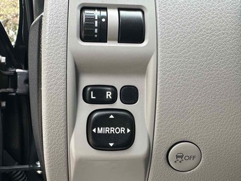 Used 2013 Subaru Forester 2.5X AWD/4WD image 32