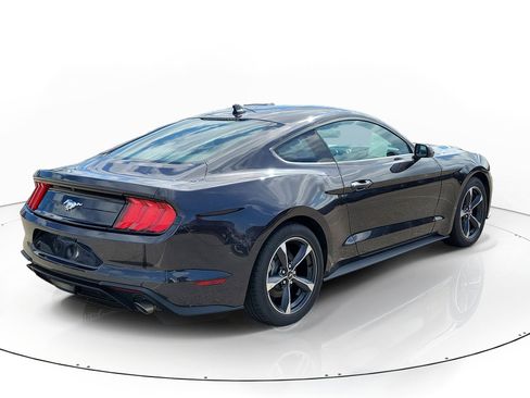 Used 2023 Ford Mustang Coupe image 4