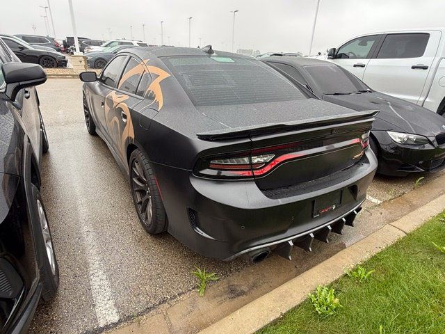 Used 2016 Dodge Charger SRT Hellcat RWD image 4