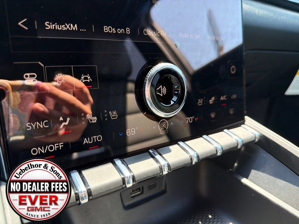 New 2027 GMC Terrain AT4 w/ Convenience Package III AWD/4WD image 31