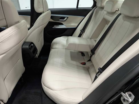 New 2026 Mercedes-Benz E 350 4MATIC Sedan image 21