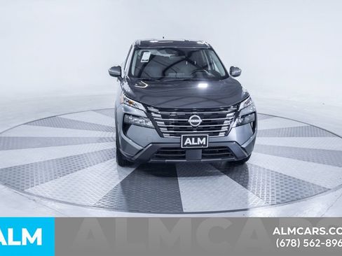 Used 2025 Nissan Rogue SV FWD image 14
