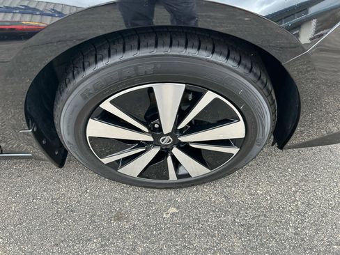 Used 2020 Nissan Altima 2.5 SV image 9