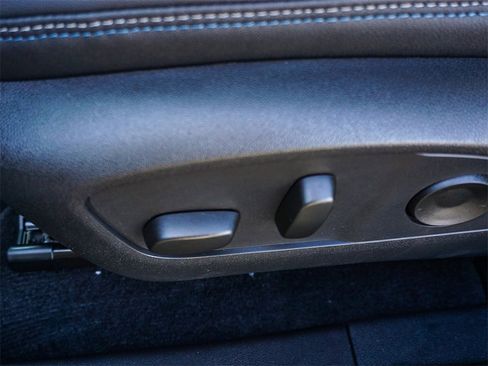 New 2026 Chevrolet Equinox EV LT image 17