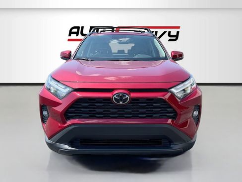 Used 2025 Toyota RAV4 XLE w/ Convenience Package AWD/4WD image 2