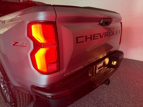 Used 2026 Chevrolet Colorado Z71 AWD/4WD image 47