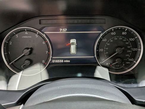 Used 2025 Mitsubishi Outlander SE FWD image 15