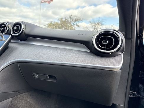 Used 2025 Mercedes-Benz C 300 C 300 image 29