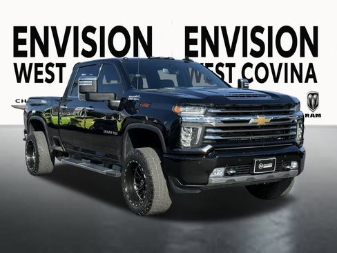 Used 2023 Chevrolet Silverado 2500 High Country w/ Safety Package II image 2