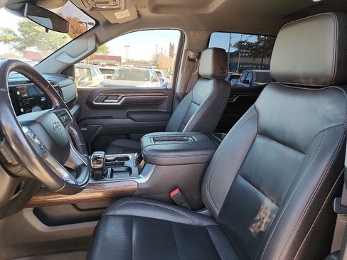 Used 2022 Chevrolet Silverado 1500 LT Trail Boss w/ LT Trail Boss Premium Package image 14