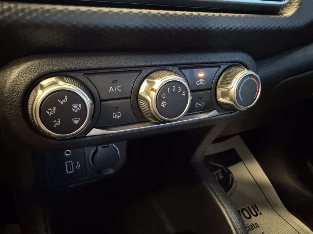 Used 2022 Nissan Kicks S FWD image 15