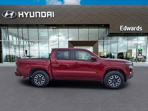 Used 2024 Nissan Frontier SL w/ Technology Package AWD/4WD image 8