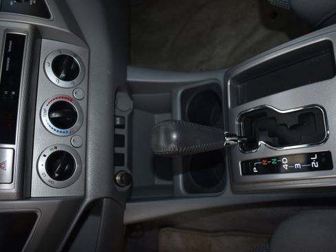 Used 2011 Toyota Tacoma PreRunner w/ TRD Sport Pkg image 24