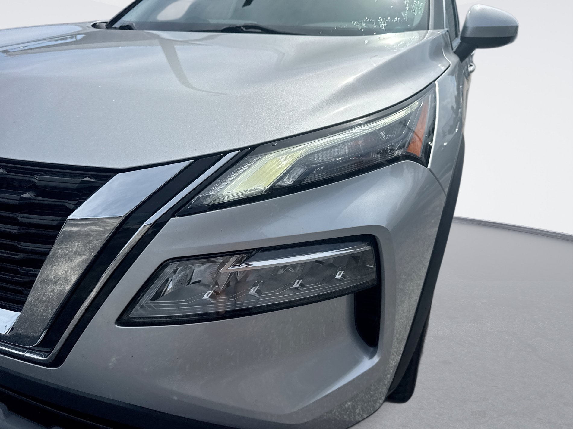 Certified 2023 Nissan Rogue SV w/ SV Premium B Package FWD image 10