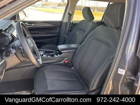 Used 2023 Jeep Grand Cherokee L Laredo image 23