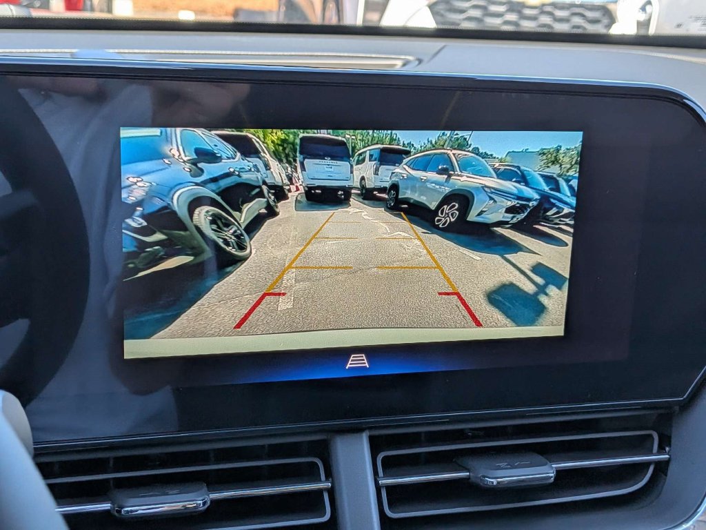 New 2026 Chevrolet Trax ACTIV w/ Driver Confidence Package FWD image 23