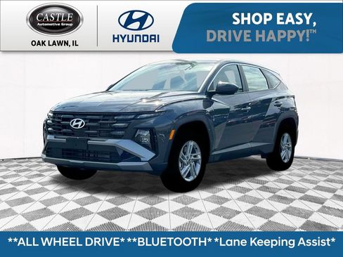 Certified 2025 Hyundai Tucson SE AWD/4WD image 1