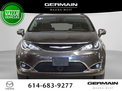 Used 2018 Chrysler Pacifica Limited w/ Advanced Safetytec Group image 3