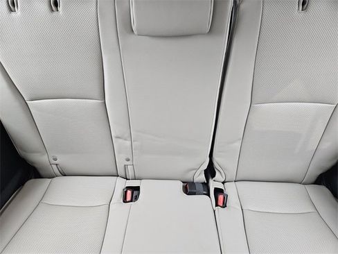 Used 2024 Toyota Grand Highlander Limited image 8