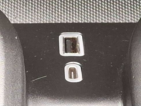 Used 2022 GMC Sierra 1500 AT4 w/ AT4 Premium Package image 25