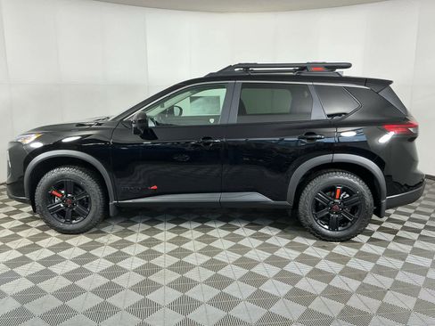 New 2026 Nissan Rogue SV image 4