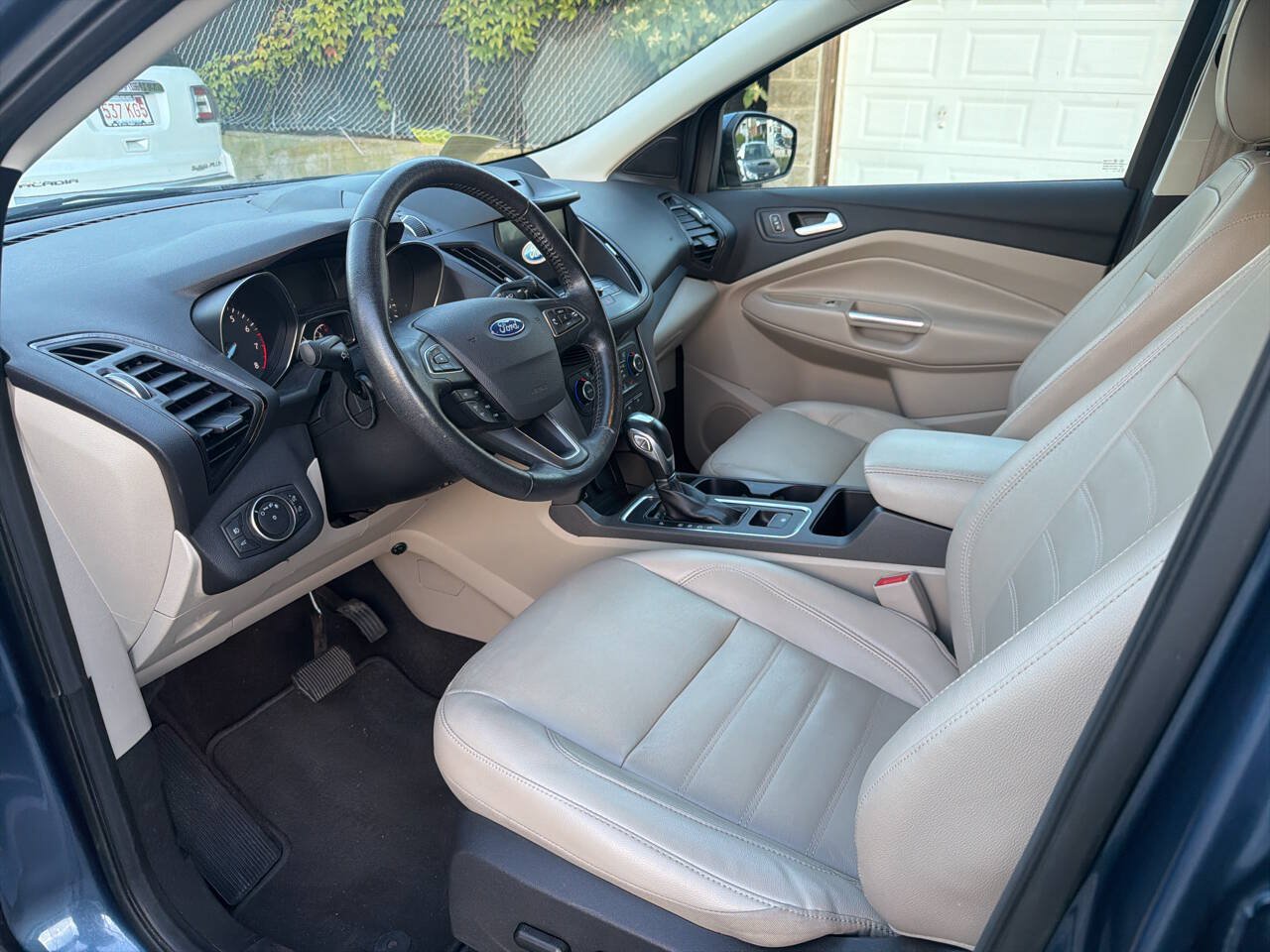 Used 2018 Ford Escape SEL FWD image 27