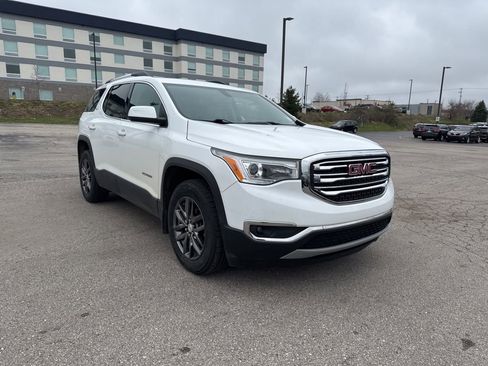 Used 2017 GMC Acadia SLT AWD/4WD image 11