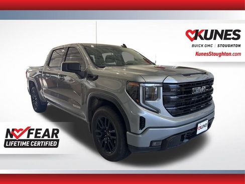 Used 2024 GMC Sierra 1500 Elevation w/ LPO, Elevation Black Package image 4