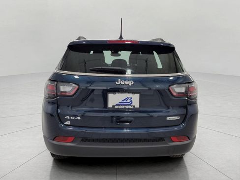 Used 2024 Jeep Compass Latitude w/ Sun and Sound Group AWD/4WD image 26