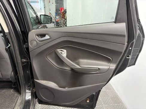 Used 2013 Ford Escape SE AWD/4WD image 16