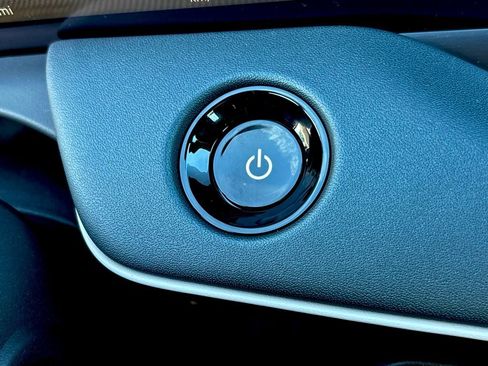 New 2026 Nissan Leaf Platinum+ w/ Cargo Package (Platinum+) image 21