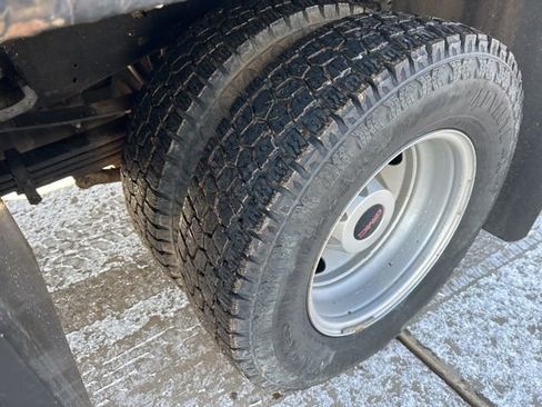 Used 2022 GMC Sierra 3500 Pro w/ Fleet Convenience Package image 8