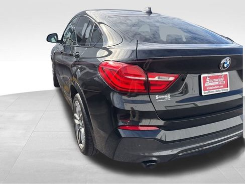 Used 2018 BMW X4 M40i image 12