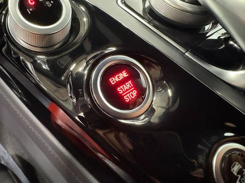 Used 2019 Mercedes-Benz AMG GT Base image 18