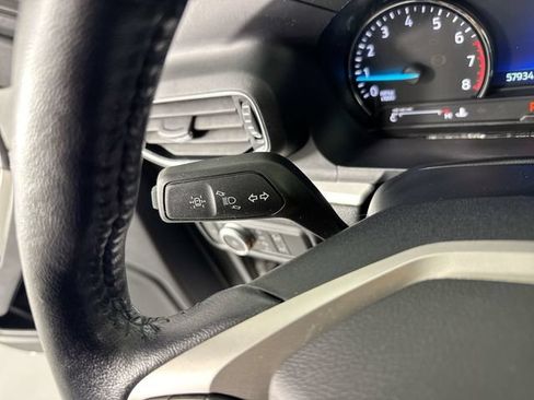 Used 2021 Ford Explorer XLT w/ Equipment Group 202A AWD/4WD image 16