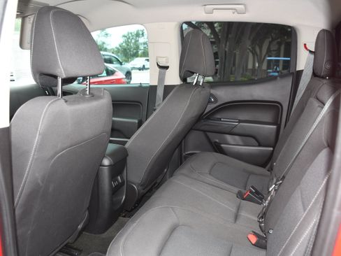Used 2017 Chevrolet Colorado LT w/ LT Convenience Package RWD image 14
