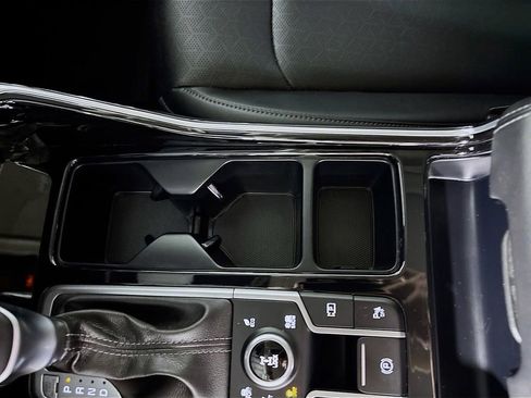 Certified 2022 Kia Sorento SX AWD/4WD image 16