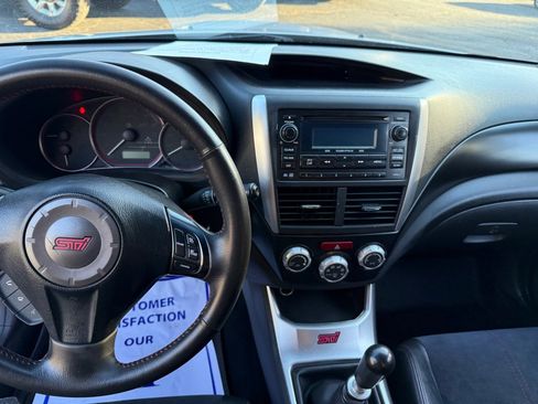 Used 2011 Subaru Impreza WRX STI image 41