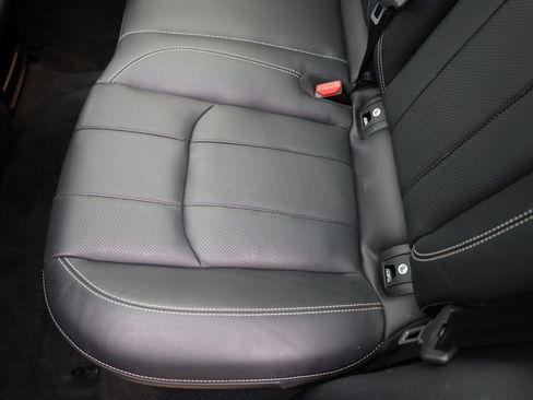 Used 2018 Land Rover Range Rover Evoque HSE AWD/4WD image 34