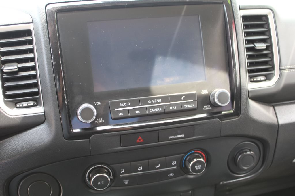 Used 2022 Nissan Frontier SV RWD image 11