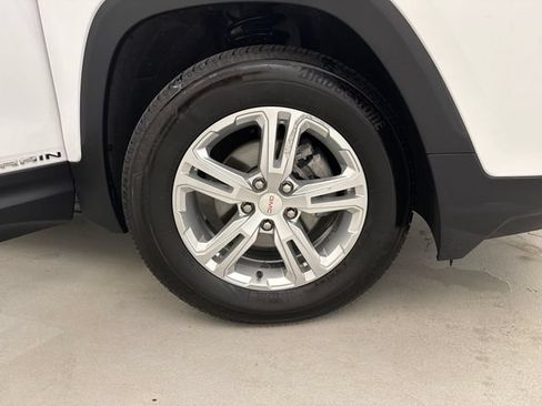 Used 2024 GMC Terrain SLE w/ Driver Convenience Package AWD/4WD image 25
