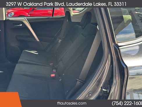 Used 2015 Toyota RAV4 XLE AWD/4WD image 21