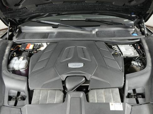 Used 2020 Porsche Cayenne AWD/4WD image 45