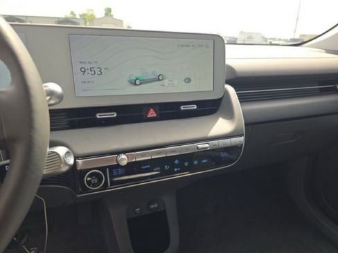 Used 2024 Hyundai Ioniq 5 SEL AWD/4WD image 11