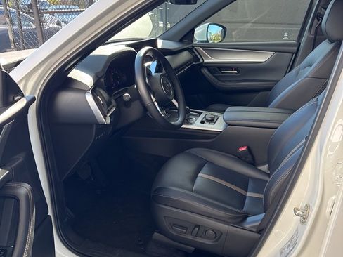 Used 2025 MAZDA CX-90 3.3 Turbo w/ Premium Plus Pkg image 2