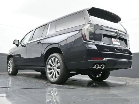 New 2026 Chevrolet Suburban Premier image 54