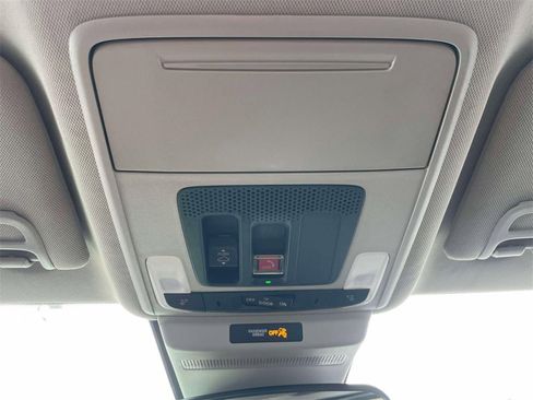 Certified 2024 Honda Accord EX image 31